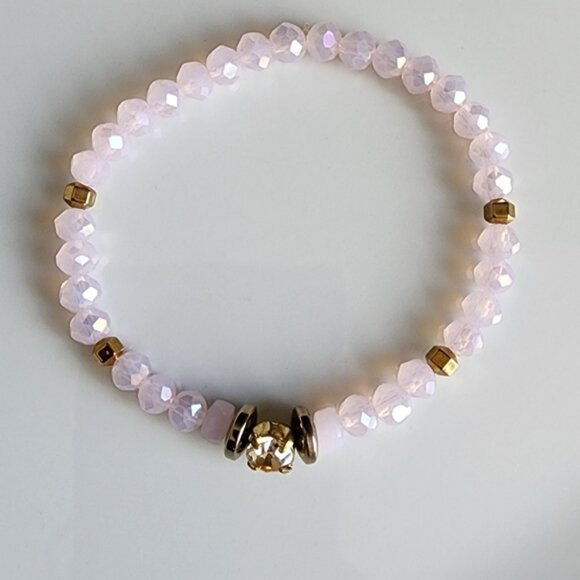 Chic Gold and Pink Beaded Bracelet - Picture 5 of 5
